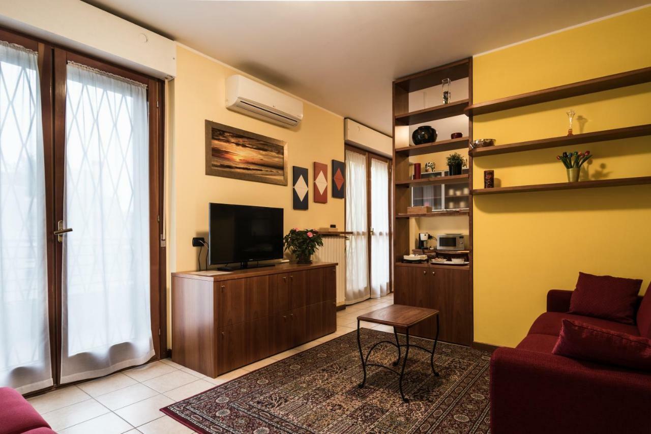 Cozy Penthouse Villa San Donato Milanese Eksteriør billede