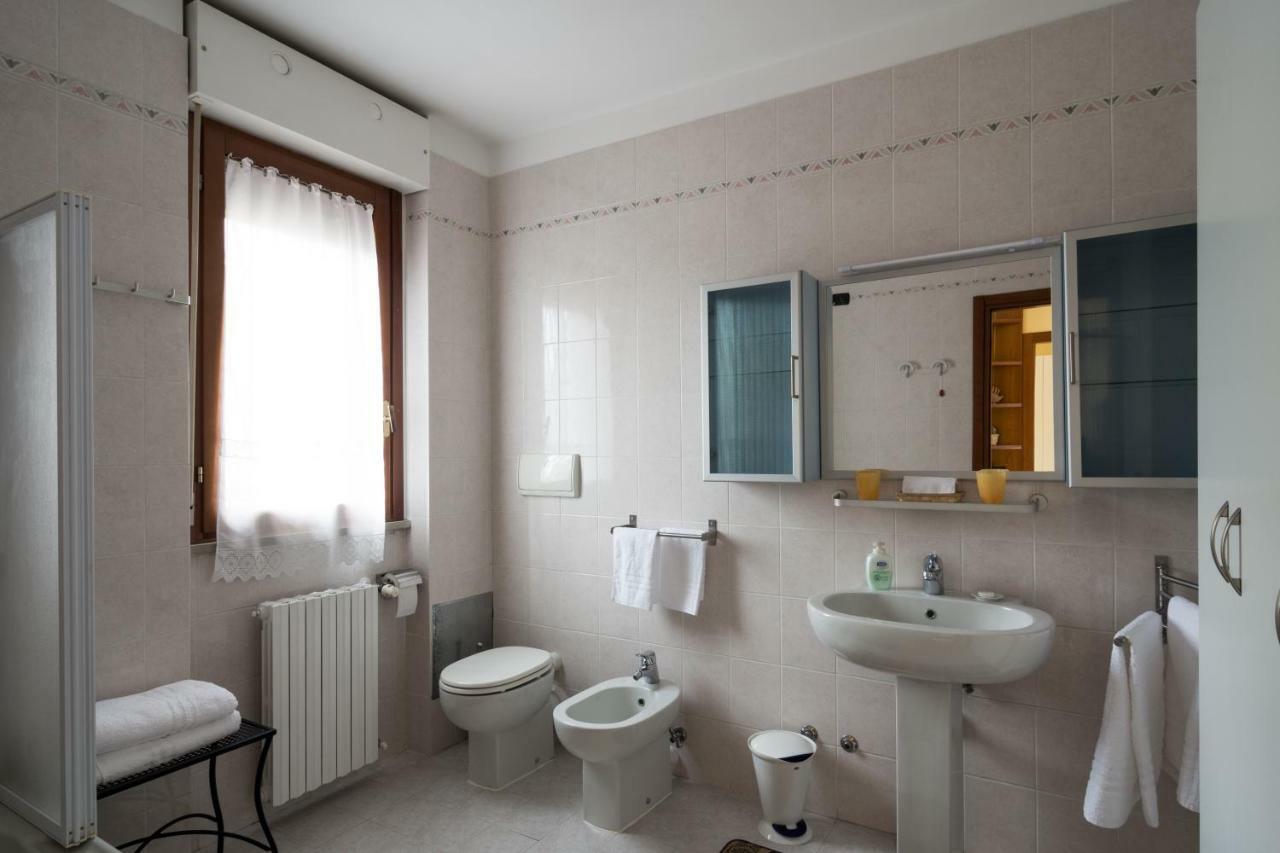 Cozy Penthouse Villa San Donato Milanese Eksteriør billede